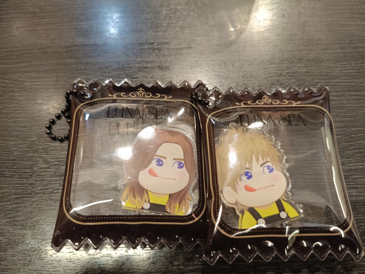jayoffc2's tweet photo. 2個だけ買ったら
この組合せ
神は見放さなかった
#wumf 　#lunasea　＃ペコシー https://t.co/MkHR787HXM