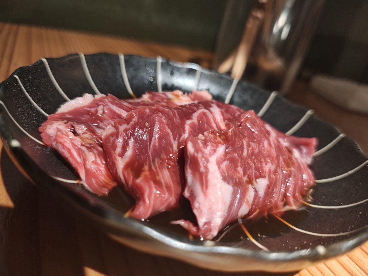 ahrinrin's tweet photo. みんな焼肉食べてる！私も食べた！
送別会もこれにて終了。
東京頑張る。明日行く。 https://t.co/bJ3OJ3s6Xs