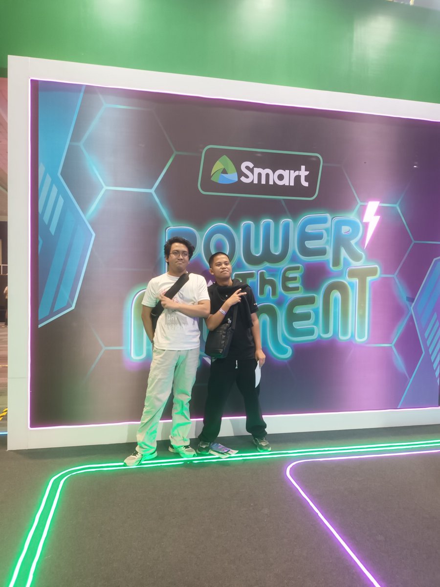 Psycho_YGG's tweet photo. From online to real life. Always great catching up with fellow gamers and Web3 friends. 💚🔥#SmartxPGDX2026 https://t.co/RaHWjz5yvr