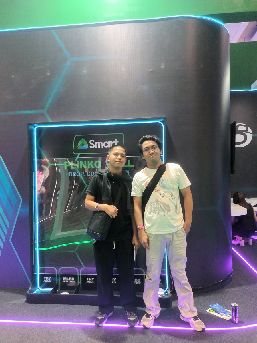 Psycho_YGG's tweet photo. From online to real life. Always great catching up with fellow gamers and Web3 friends. 💚🔥#SmartxPGDX2026 https://t.co/RaHWjz5yvr