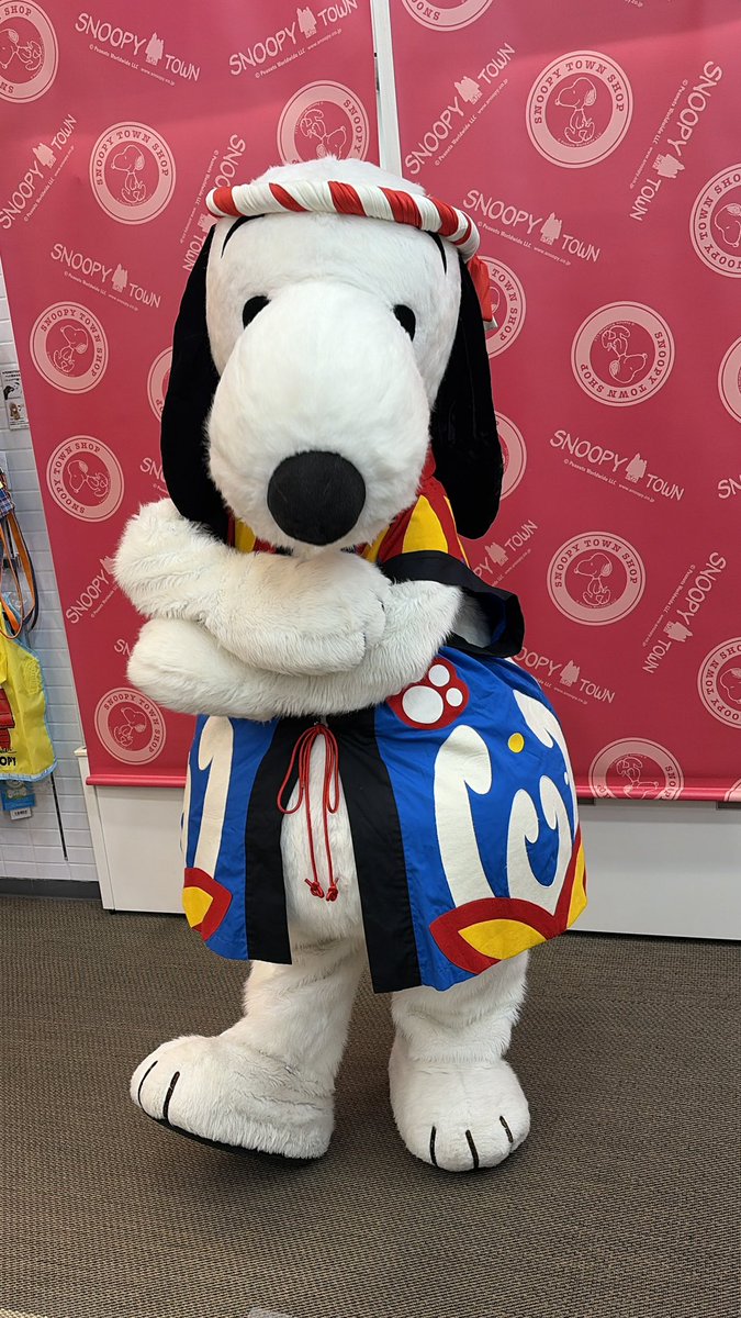 kanapi_snoopy's tweet photo. 祭男スヌ！！
背中には「すぬうぴい」の文字が！！

良すぎ〜〜😭😭😭😭😭
待った甲斐がありました😵‍💫💗 https://t.co/OEfy0XQHAo