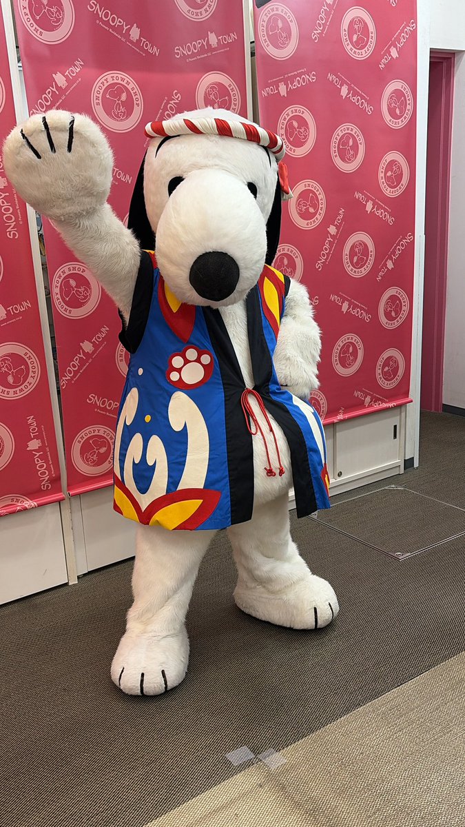 kanapi_snoopy's tweet photo. 祭男スヌ！！
背中には「すぬうぴい」の文字が！！

良すぎ〜〜😭😭😭😭😭
待った甲斐がありました😵‍💫💗 https://t.co/OEfy0XQHAo