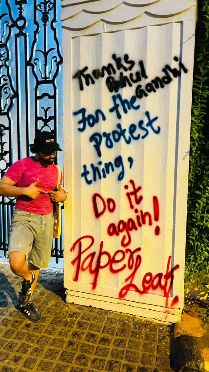 bharatjodo's tweet photo. Gen Z knows who stood with them. 
Gen Z knows who fought for them.
@RahulGandhi ❤️ https://t.co/1VaajAQ3IX