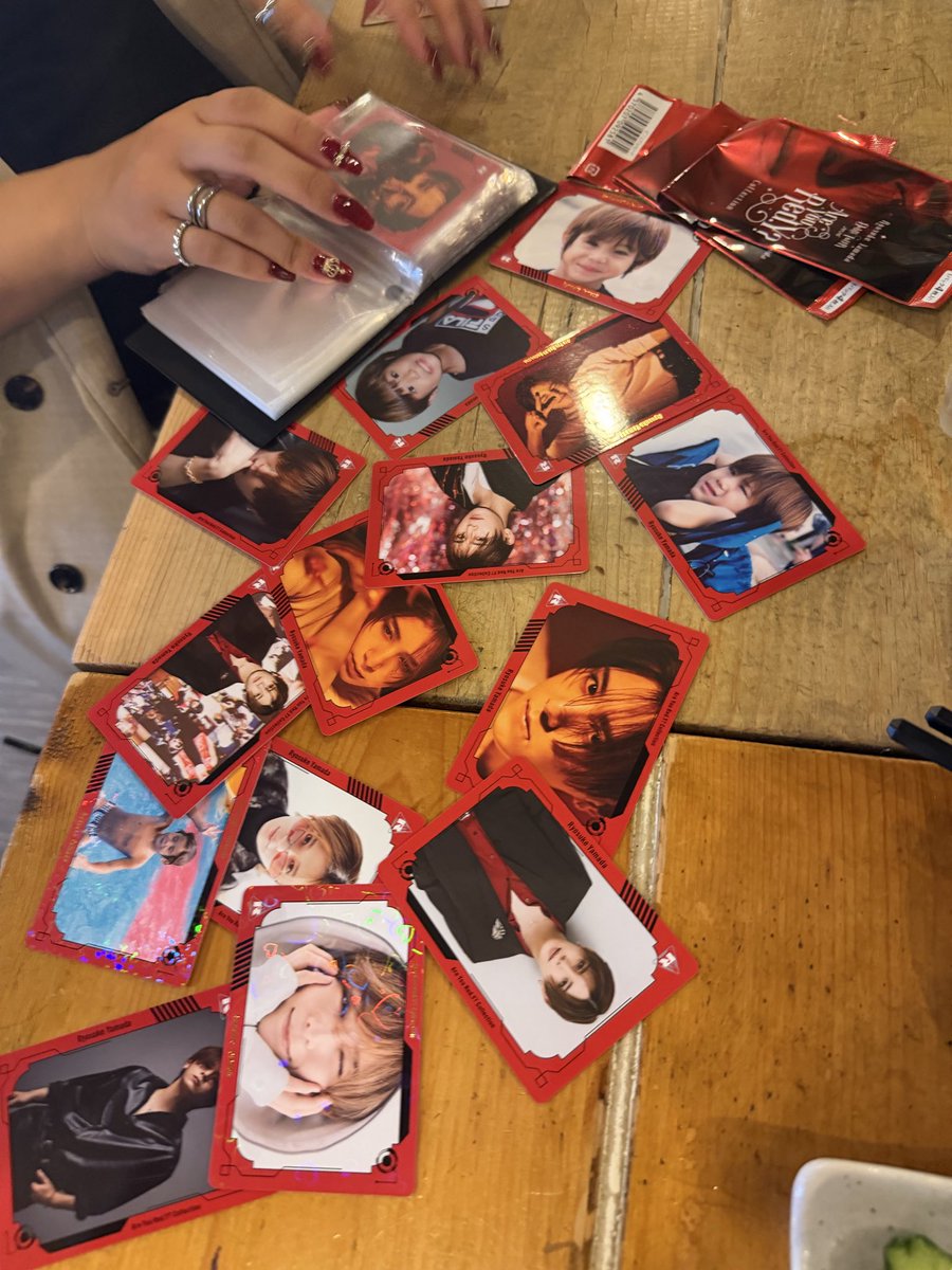 pinkmouse_HSJ's tweet photo. 被りなしコンプすごーい👏

とりあえずお酒🍻
何人かフォロワーさん見たけど楽しみましょ〜👀 https://t.co/yAD8SoA8PC