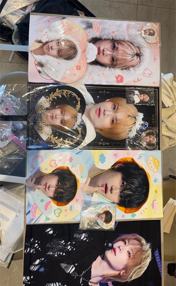 starr_ahof's tweet photo. 🇵🇭 Venue Pickup Notice

📍 Today’s Free Birthday Support Giveaway &amp; On-site Sales Location: The Coffee Bean &amp; Tea Leaf
🕐 Pickup Time:13:00~

A very limited number of both versions will also be available. https://t.co/lIlegYRHas