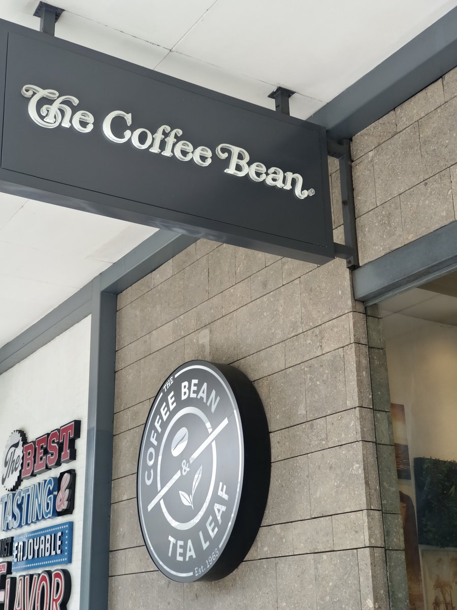 starr_ahof's tweet photo. 🇵🇭 Venue Pickup Notice

📍 Today’s Free Birthday Support Giveaway &amp; On-site Sales Location: The Coffee Bean &amp; Tea Leaf
🕐 Pickup Time:13:00~

A very limited number of both versions will also be available. https://t.co/lIlegYRHas