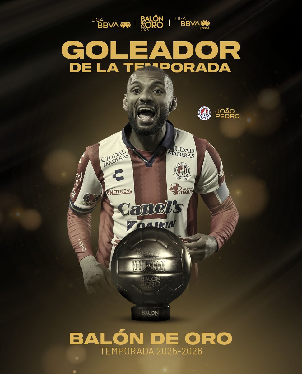 LigaBBVAMX's tweet photo. ¡Un goleador nato! 😎

¡Joao Pedro recibe el galardón a mejor goleador de la temporada tras ser el máximo romperedes de la temporada 2025-2026 ! 🔥

#BalónDeOro ⚽️ #LaLigaDeLaAfición ✨ https://t.co/qMHi6GJIYc