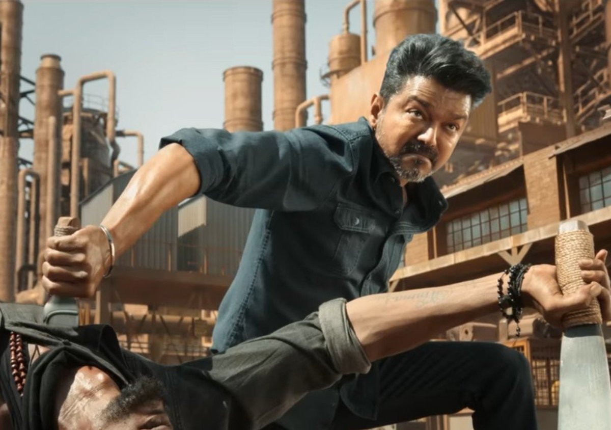 iammoviebuff007's tweet photo. #JanaNayagan - is Gonna be the 9th 200cr Film of #ThalapathyVijay..🔥 The Consistency of delivering back to back 200cr from Mersal to Jananayagan, No matter what the response the films receive..🙏 

#Master released during COVID with just 50% occupancy and still crossed 200Cr..💥 #Beast, despite negative reviews and a clash with #KGF2, also crossed 200 Cr..🔥 #JanaNayagan had its full movie leaked and was delayed by 7 months, yet it still crossed 200 Cr..👌 PEAK STARDOM..👑