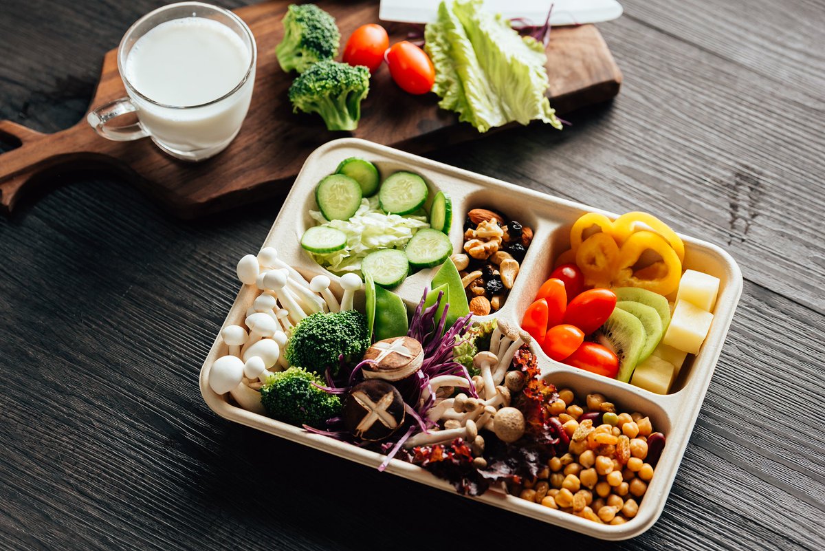 thisisn05033918's tweet photo. Fresh organic veggies u0026 whole-grain bread in stock today! Perfect for quick weeknight meals  Shop now to fill your kitchen with healthy goodness.， https://t.co/QssGQ31Tj6