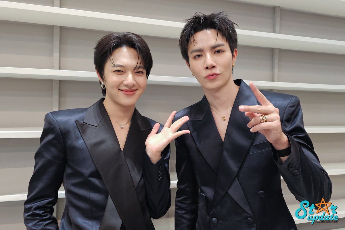 webstarupdate's tweet photo. [CLIP] “พี่ซี” คิดหนักของขวัญวันเกิด “นุนิว” ปีนี้เล็งหาให้ตรงใจ รีแคปคอน “พี่เตนล์” และ Pop Up Super Sun >> https://t.co/xTPKkv6eCO

#ซีนุนิว #zeenunew #zeepruk #nunew https://t.co/akpFARJTR2