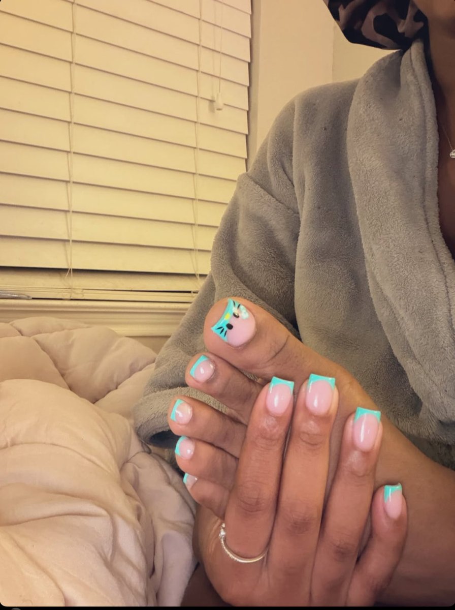 chaniece272's tweet photo. Who wanna spoil the queen 🙈🦋https://t.co/X8Ox2PHadN #paypig #contents #feetfetısh #feetworshi̇p #feet dm me for fun / come money ready daddy🫣 https://t.co/P0n28JVEh0