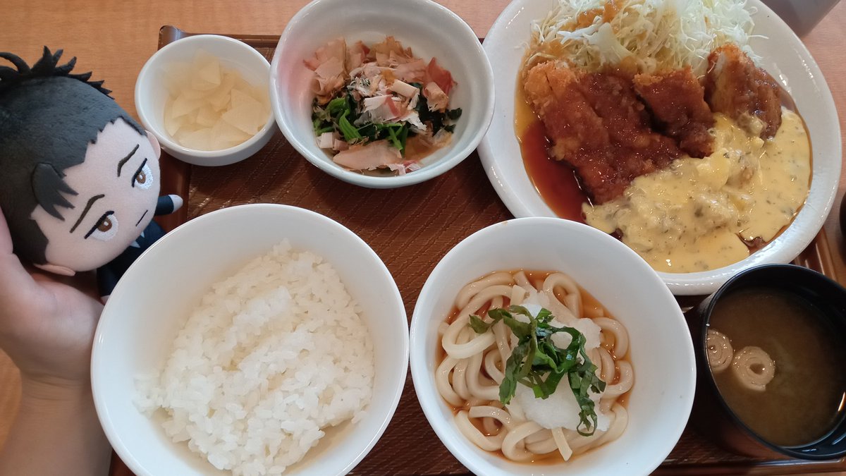 karin_akaba's tweet photo. 水分警察です。水分補給しましょう。

これから雨の所、もうかなり雨な所もちらほらありますが、足元に気を付けて活動してください。
少し涼しくなった所の人は、身体がだるかったり暑さの反動があると思いますので、休み休み動いてくださいね。
ｵﾋﾀｼｽｷ https://t.co/izW5TGVSdz