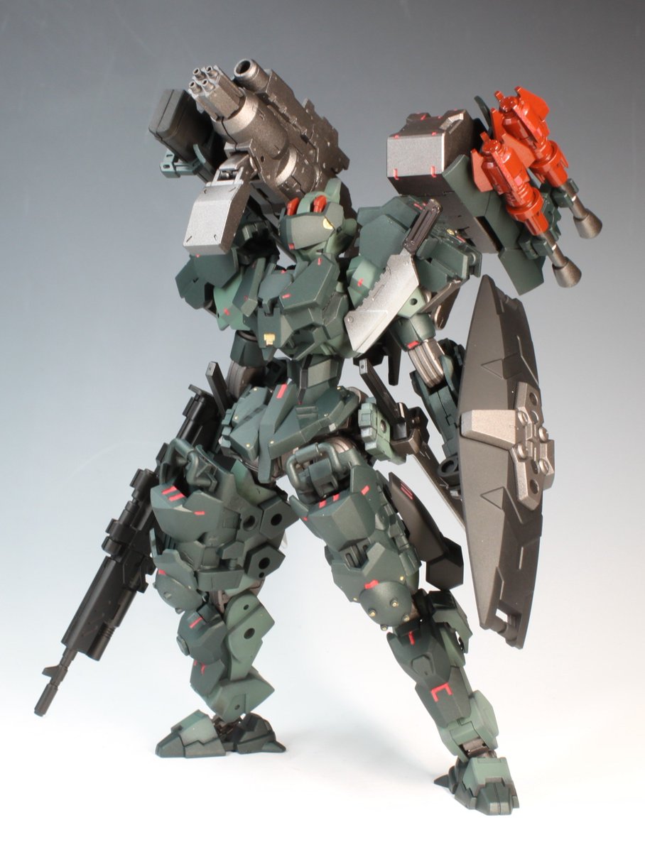 Minaporu_dareda's tweet photo. レヴィニクス • ヴァルト

森林地帯Gに投入されたレヴィニクスの局地発展型EXM

スピナティオアーミー仕様の戦闘データをもとに開発されており、豊富な武装類による継戦能力に優れている

#30MMCM2026
#30MMMF https://t.co/85w5hdRneV