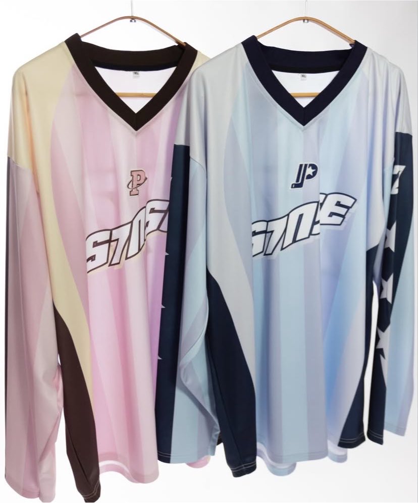 y2hamdjl's tweet photo. มีใครปล่อยเสื้อคอลนี้มั้ยคะ ไซส์M ราคาไม่แรง( รับผ่อนจะดีมากคับ🥺 ) 
#S7NSE #ตลาดนัดbus https://t.co/pCUUWT2XgU