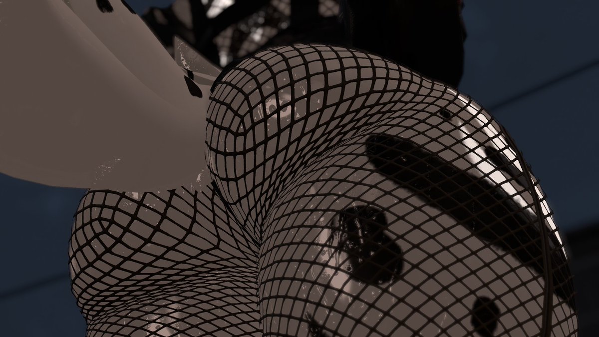 MiaseVR's tweet photo. Heavy bottom. .~ https://t.co/8owktQwAdh