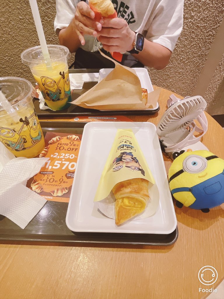 SaanyanCoco's tweet photo. #ミニオンズアンドモンスターズ
#ミニオンズとモンスターズみつけたキャンペーン
#ミニオン
#ジェームス
#ヘンリー
飯 https://t.co/ovrMBMtnH6