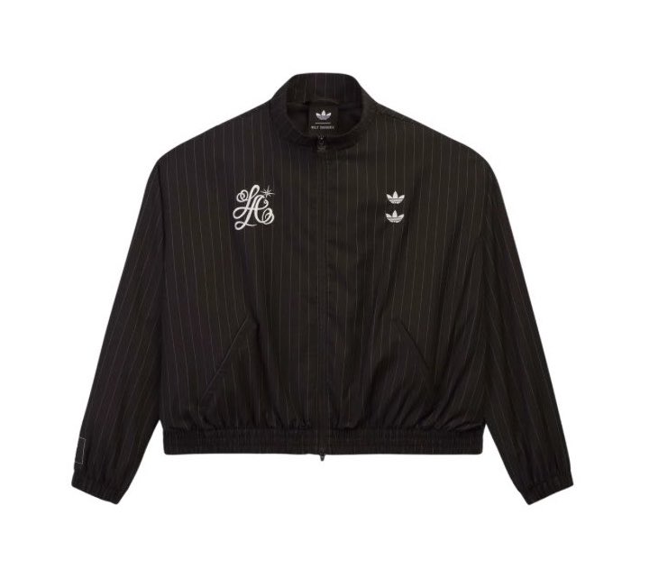 nokmust's tweet photo. LASTCALLでガチイケホストが"例のadidasジャケット"を着てて確信したけど、adidas史上1番イケてるジャケットはコイツです https://t.co/xLVrUcTzqj