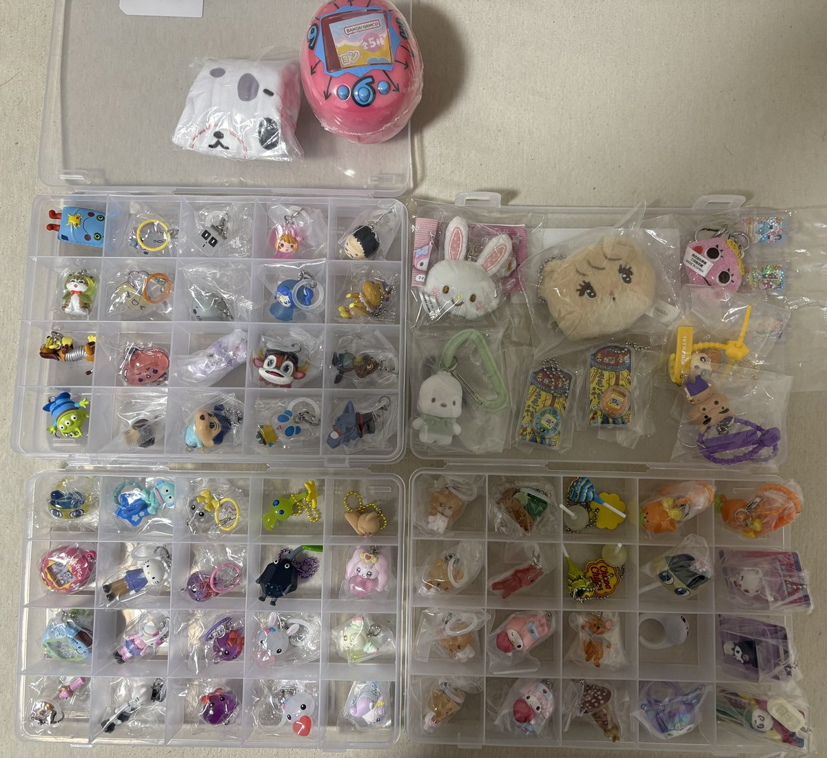 usa83021uin's tweet photo. 【譲渡 交換】 めじるしアクセサリー ガチャ
シュガーバニーズ サンリオ たまごっち マリオ mikko ヨッシー HUNTERHUNTER ちいかわ 呪術廻戦 ズートピア

譲：画像1~4(4枚目はオンライン購入の為、商品受け取り後のお取引🙇‍♀️)

求：リプ欄または買取

郵送にて交換希望📮
お気軽にお声掛けください。 https://t.co/cQ6ZBZxxLw
