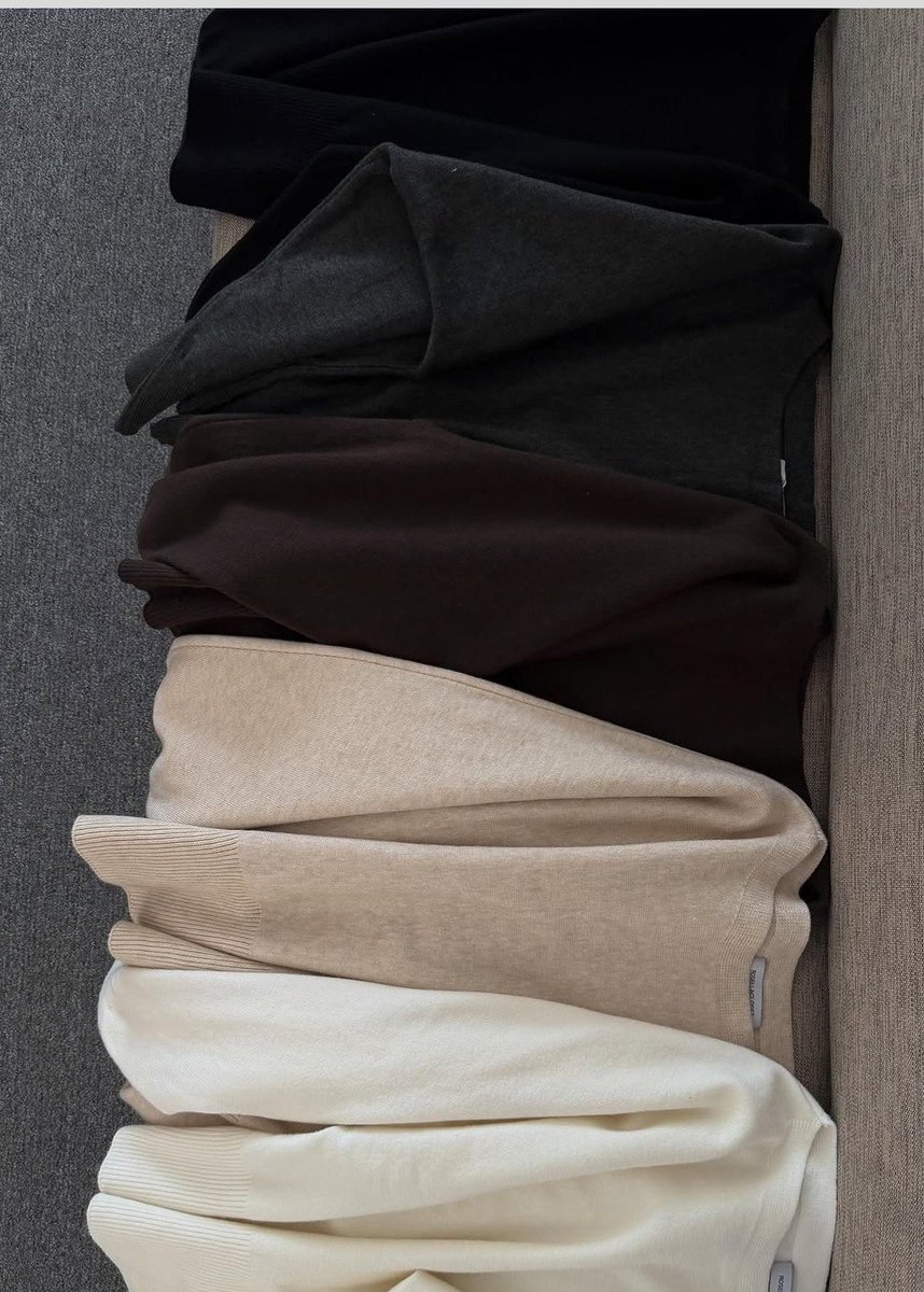 pacikfic's tweet photo. Why are everyday basics looking this good lately? 😭🤍
Basic pieces yang selalu kepake, gampang di-mix &amp; match, dan cocok buat berbagai occasion. https://t.co/waHWP2pvko
