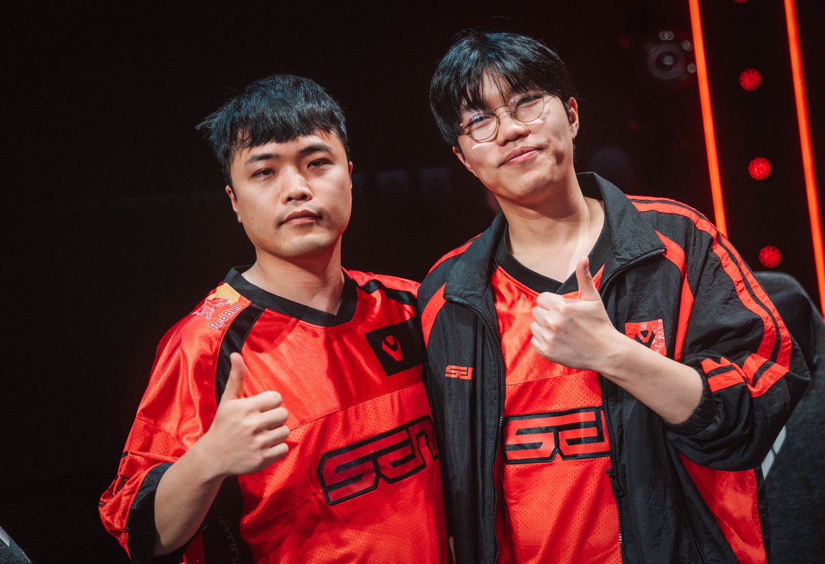 quackelyn's tweet photo. 260725 LCS 2026 Split 3 Week 1 Day 1
HamBak

#HamBak #함박 #SENWIN
🔗: https://t.co/Toyq2hJ75h https://t.co/fs4eFvRJu6