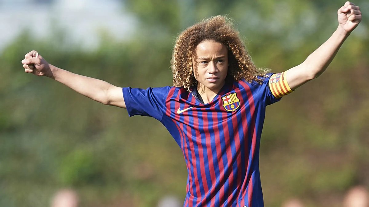 BarcaUniversal's tweet photo. ❗️Xavi Simons: "I spent my entire childhood at Barça, so I love the club. Everything that was said about my departure hurt me and my family because it had nothing to do with the truth."

"They simply preferred other players at that moment, and I accepted it." https://t.co/as6f0HO2DT