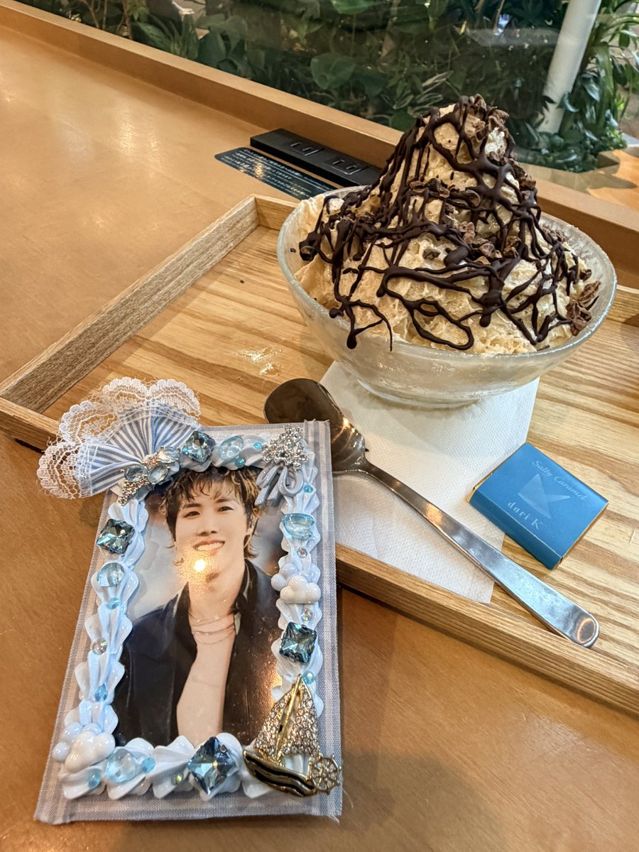 1818miwa's tweet photo. この夏食べたかったかき氷
チョコ好きにはたまらない美味しさ
@DariK_cacao https://t.co/LfGJPIQdrf