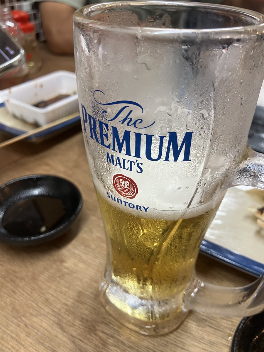 slokkas29's tweet photo. 久々の昼からmrm酒始まってます https://t.co/DAmh0NLJ6b