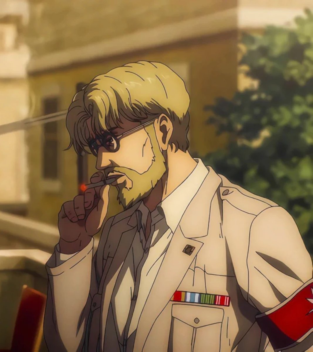 animeVibes_edit's tweet photo. Who do you think is smarter? https://t.co/jR01ZI7Flh