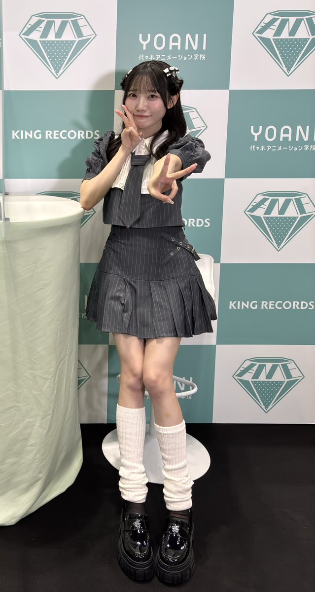Humming0227's tweet photo. おみるちゃんがかわいすぎて背後の影まで愛おしい！！

#聞いて聞いておみるちゃん https://t.co/Cbcw0WU22l