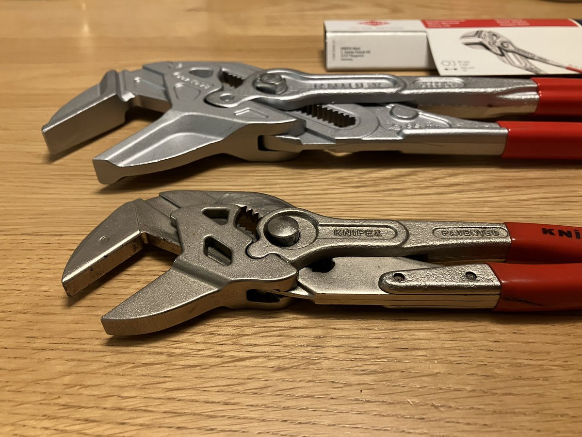 NG_asm_'s tweet photo. @Knipex_JP 仕事と趣味用が違うので、プライヤーレンチ250は約30年経っても元気です。 https://t.co/sYjbS0uTBI
