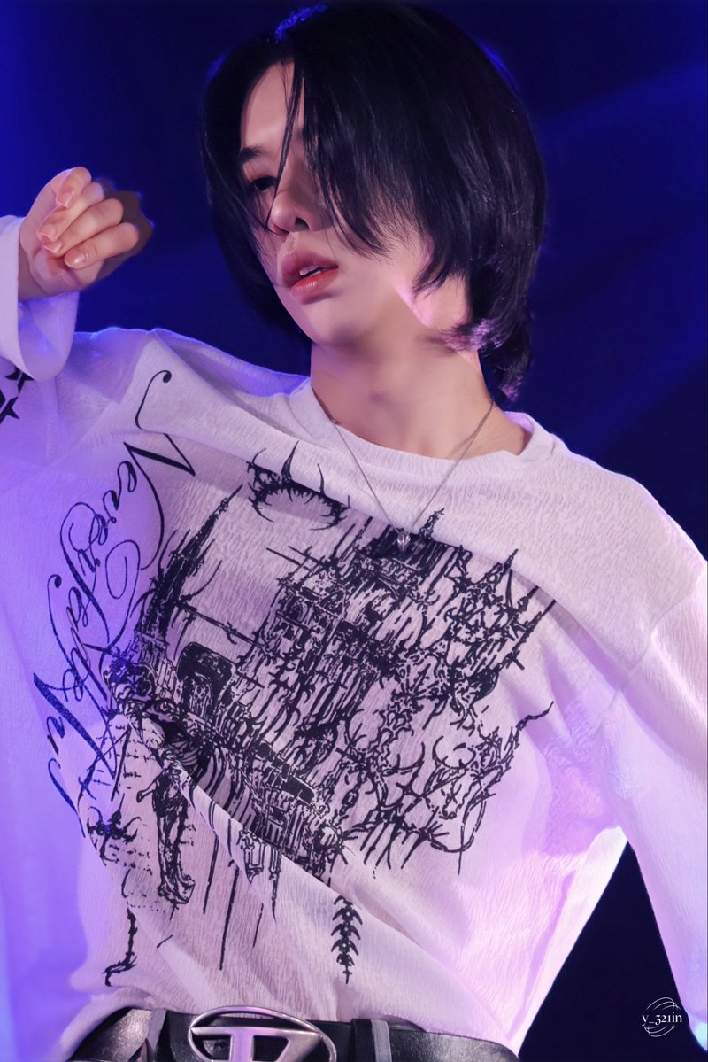 y_321in's tweet photo. 260510 1부 

ASCENDER 1st LIVE “TO THE SKY”

#어센더 #ASCENDER 
#이진 #YIJIN #아히루오 https://t.co/nUuKKcZJWt