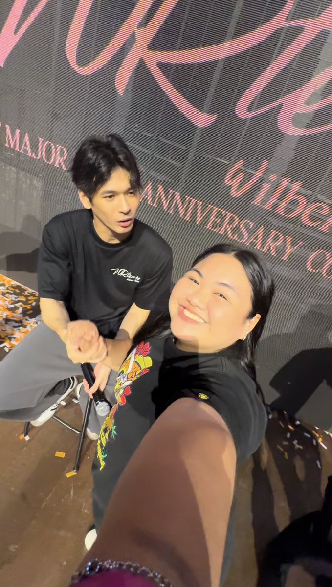 keepquietvia28's tweet photo. "hi-bye pero pwede bang hi-five"🥹🥹🥹

WRTEN BY WILBERT ROSS
#WRMultimediaWonder https://t.co/ZMXDNpBxDE