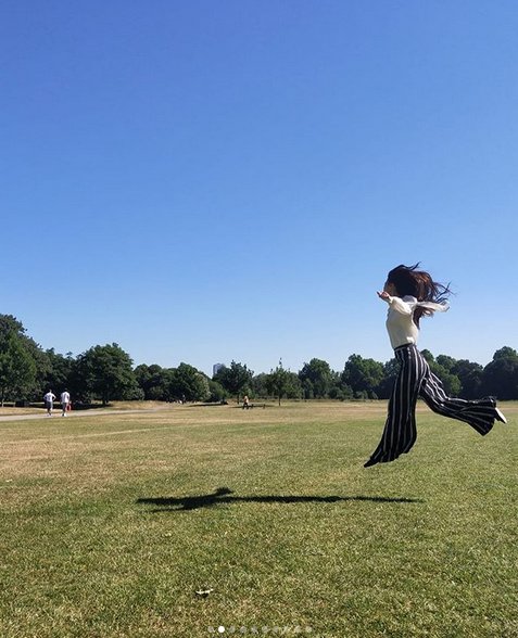AwaiRuyy's tweet photo. Small daily moves add up to big health gains! Even 10 mins of walking, stretching or dancing boosts your mood and energy. Prioritize your well-being one step at a time https://t.co/w1Y4tt57Ql
