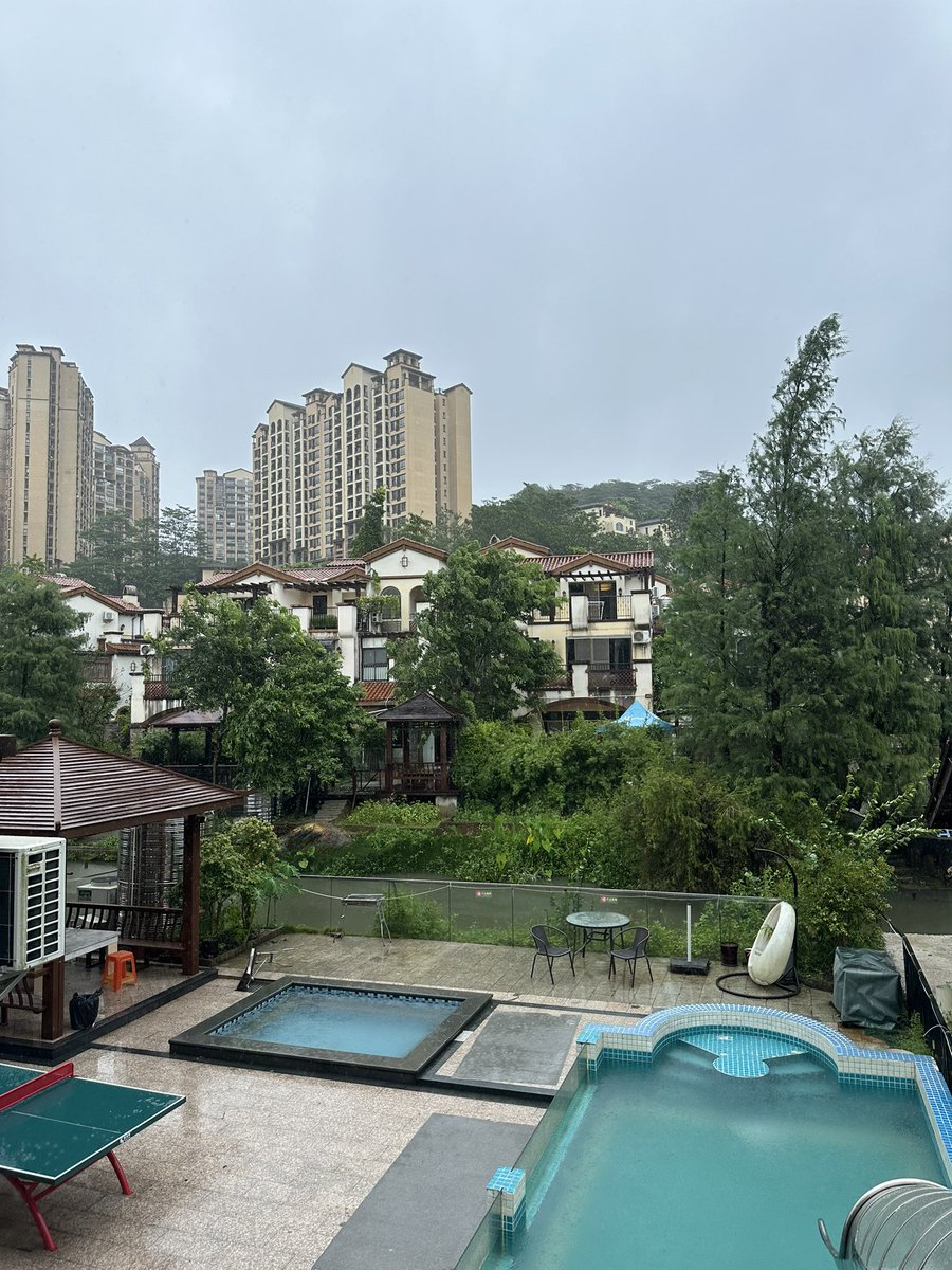 lihao57's tweet photo. 雨后，山里空气真好，索性多停留一晚，明日清晨启程返回广州。#广州 https://t.co/cC3Vz7hBcb