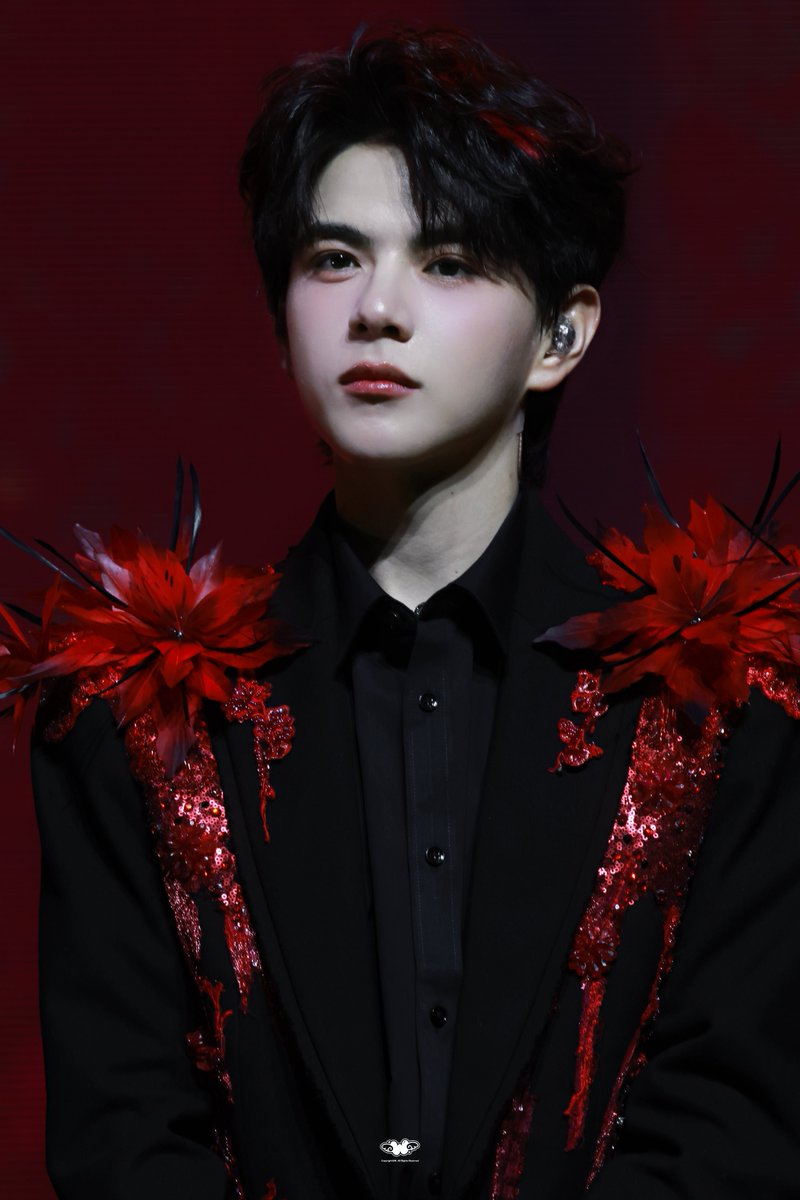 imwwoO's tweet photo. 🐶
-

#Aylio 
#AydenSng‌ #Lyusitong https://t.co/QitDi1QxUd