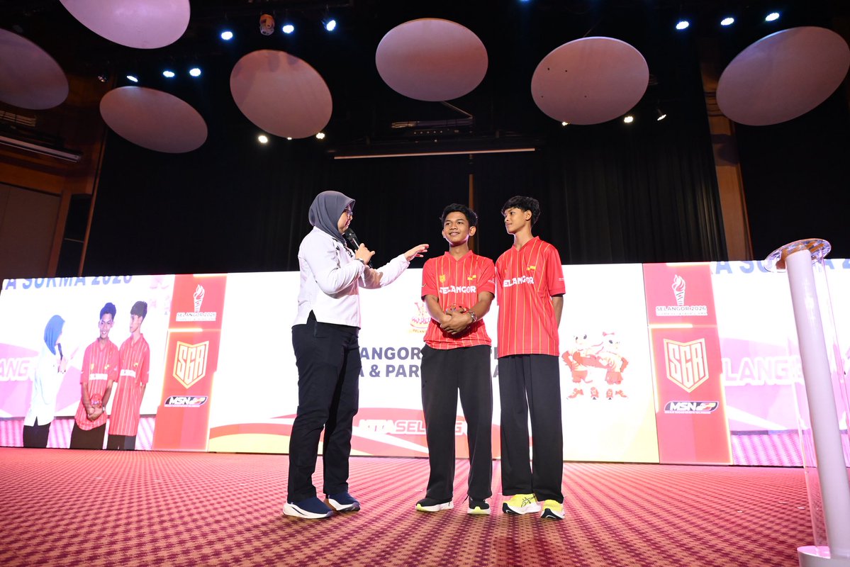 MSNSelangor's tweet photo. Program “Selangor Champion 2026” 🏆

Kontinjen Negeri Selangor telah mengikuti sesi taklimat Mind Setting yang disampaikan oleh Pakar Psikologi sebagai persediaan mental menjelang Temasya SUKMA XXII dan Para SUKMA Selangor 2026.

Para atlet turut… https://t.co/ZZv5WWE1Qr