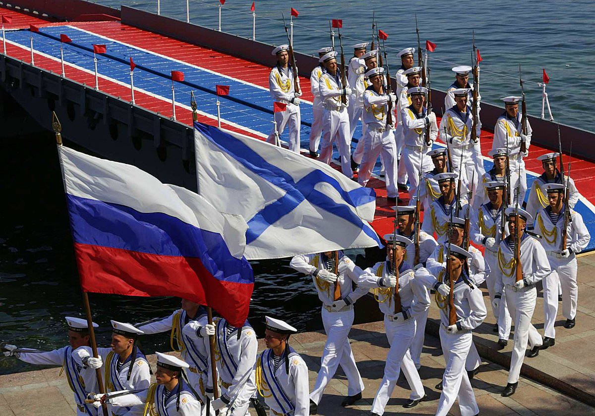AnatolyVlasov87's tweet photo. С Днем Военно-Морского Флота России, Друзья! ⚓️🇷🇺 https://t.co/EQjJ9yNCVR