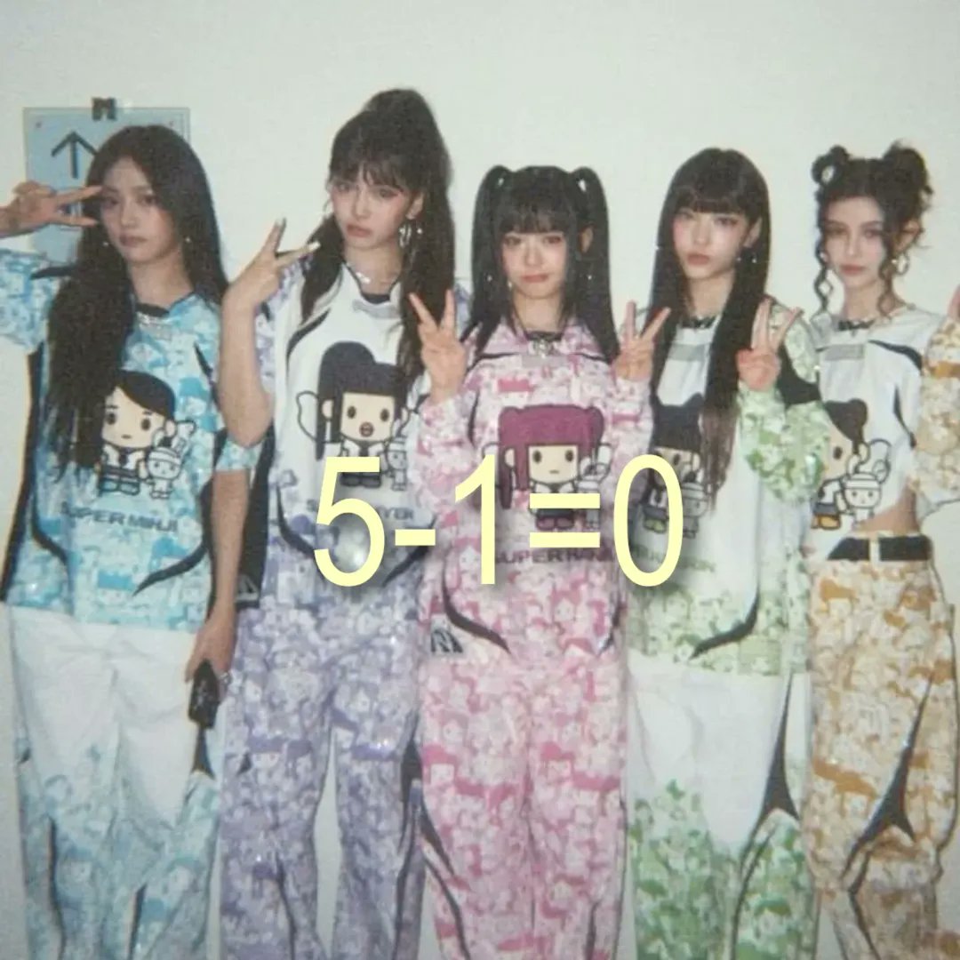 NandaJune's tweet photo. @PopEmpirex The FIVE have always made it absolutely clear that ALL of them decided everything TOGETHER and how much they wanted to be free from this company, how much all of them were hurt because of ADOR!

NO DANIELLE NO NEWJEANS
NEWJEANS IS FIVE
#Always_With_Danielle
#NewJeans_is_Five https://t.co/6aspSiKK9q