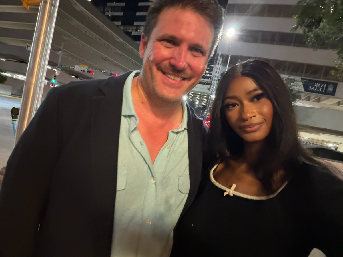 ReiiValentinaa's tweet photo. W/ @RichardBSpencer 🤍⚔️ https://t.co/z89pgIkNPa