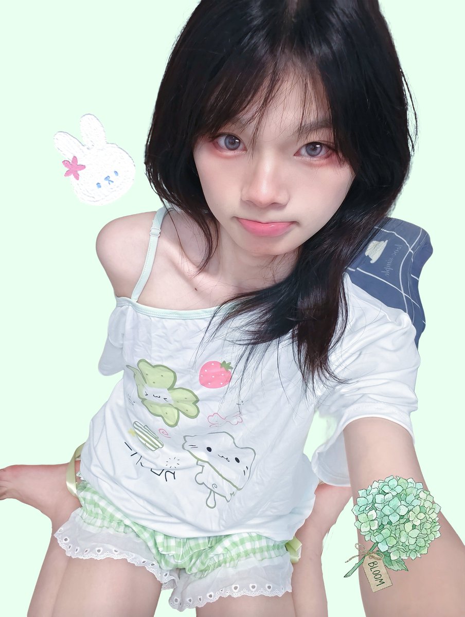 wc3mu's tweet photo. 会不会太可爱了
#男娘 #伪娘 #femboy #sissy https://t.co/lZ0Mi7kSxD