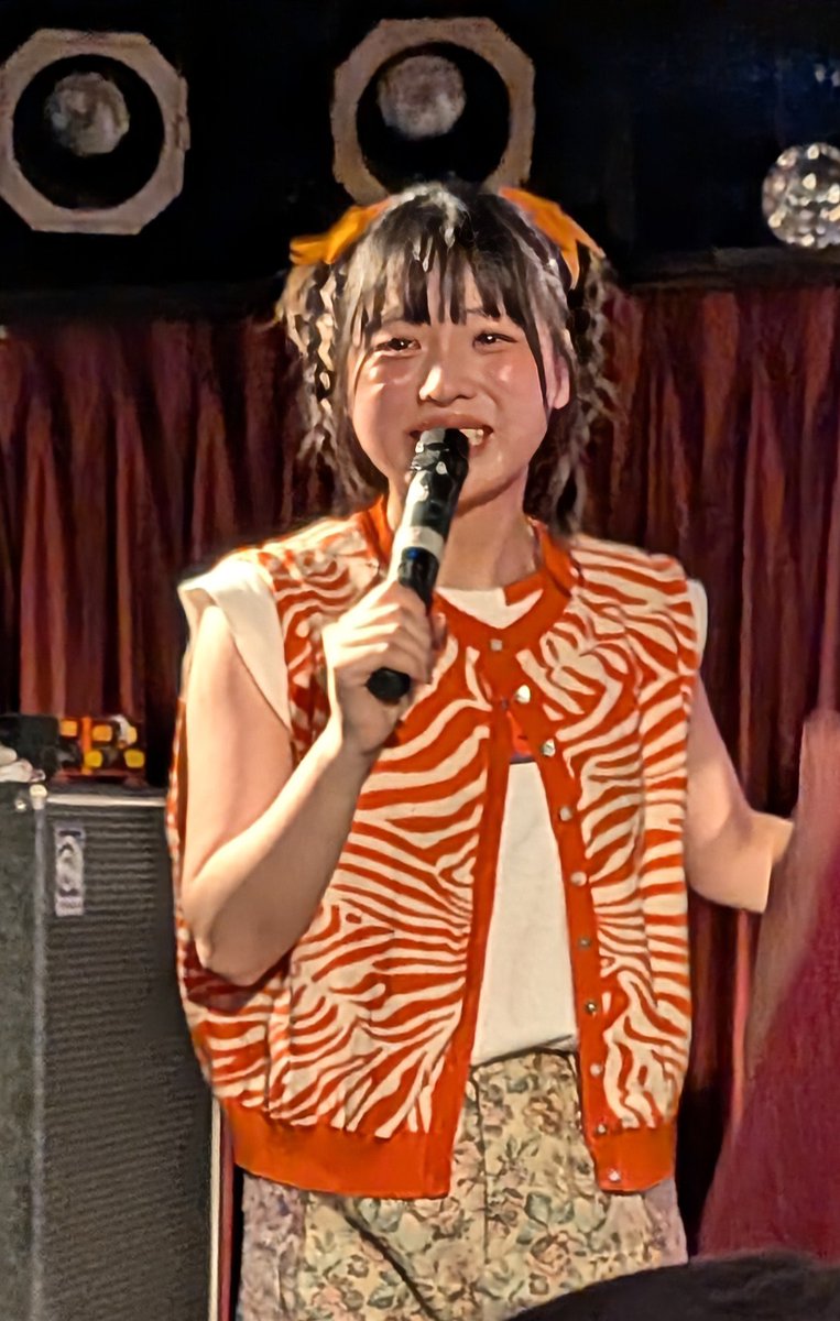 kilua_akatoge's tweet photo. 7/25(土) Girls be bad 定期公演
「Girls be ×× Vol.16」
「青いカナリヤ」が良い曲すぎて泣いちゃうあやかちゃん🥹
ほんとに良い子だ💚
#GBB #あやか https://t.co/ZpVcdaBd7C