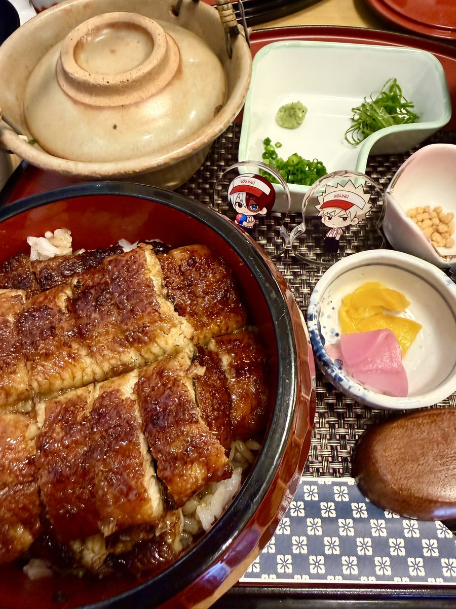 eikokurobin's tweet photo. 土用の丑の日なので櫃まぶしを https://t.co/21h7Xbz7fZ