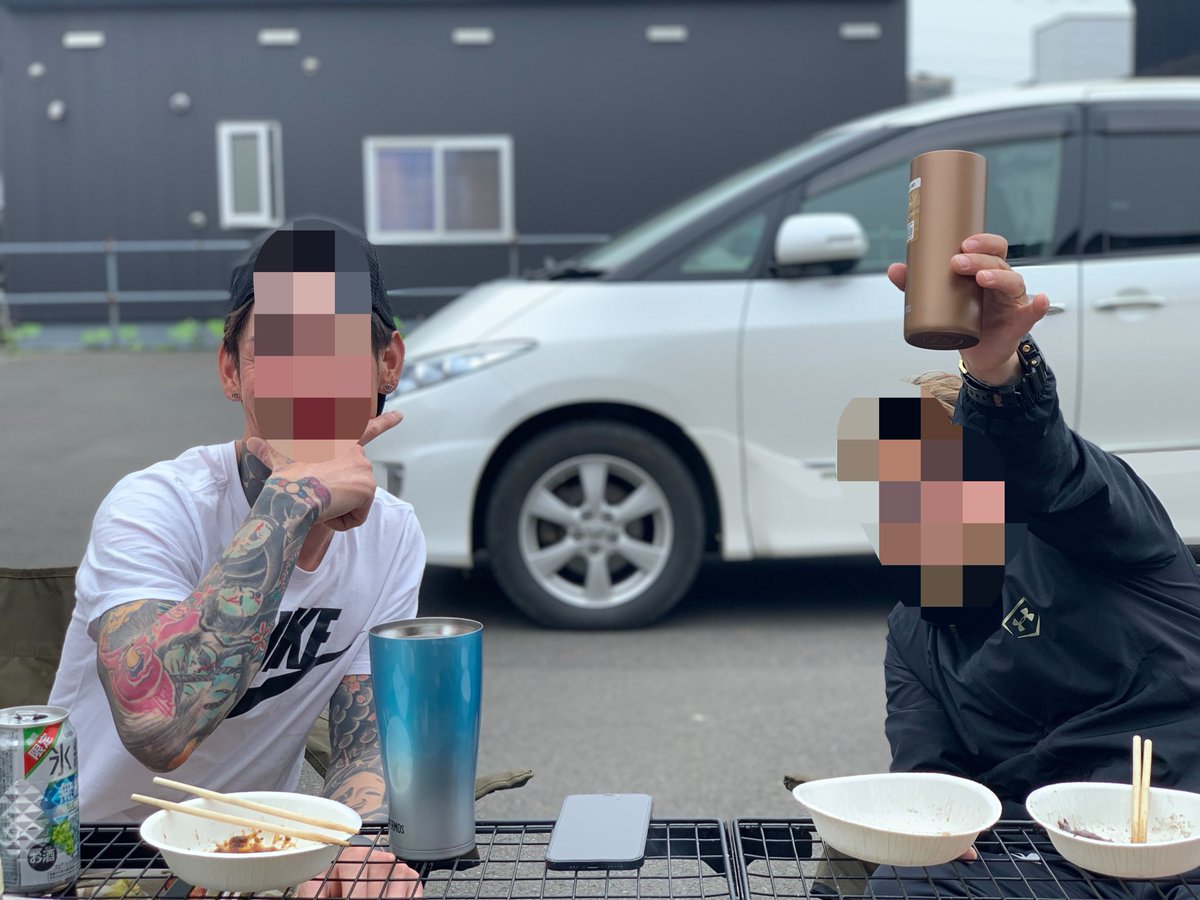 p6712a's tweet photo. 天気いいからこいつらとBBQやって飲み散らかしたいのに仕事オワテル https://t.co/eJP9Qfzoid