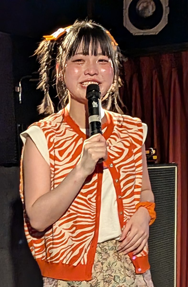 kilua_akatoge's tweet photo. 7/25(土) Girls be bad 定期公演
「Girls be ×× Vol.16」
「青いカナリヤ」が良い曲すぎて泣いちゃうあやかちゃん🥹
ほんとに良い子だ💚
#GBB #あやか https://t.co/ZpVcdaBd7C