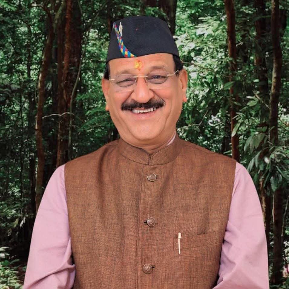 umeshsharmakau's tweet photo. जनप्रिय जननेता, अनुभवी प्रशासक एवं उत्तराखंड सरकार के माननीय कैबिनेट मंत्री, नरेंद्रनगर विधानसभा के लोकप्रिय विधायक आदरणीय श्री @UniyalSubodh   जी को जन्मदिवस की हार्दिक बधाई एवं अनंत शुभकामनाएं। 
ईश्वर से प्रार्थना है कि आपको उत्तम स्वास्थ्य दे और दीर्घायु रखे. https://t.co/AnUMgcGmlB
