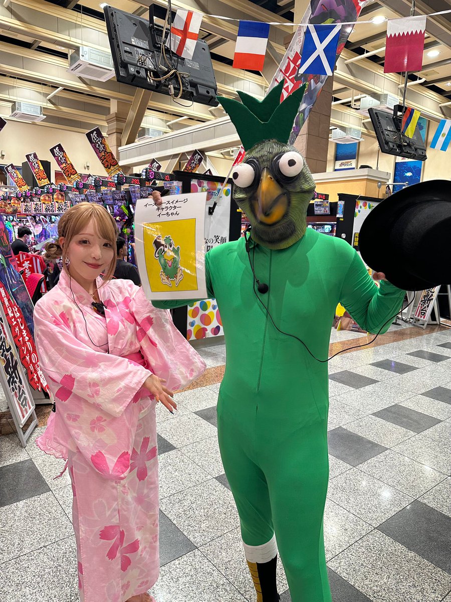 haisaipachi777's tweet photo. 8000枚オーバーのビッグドリーム兄と塩屋ガールに鼻下伸びる偽イーちゃん‼️
めちゃくちゃBIG DREAMいい感じ✨午後も頑張るぞ‼️
#PR
@E7SPACE7SHIOYA https://t.co/YRhBtUU4vq