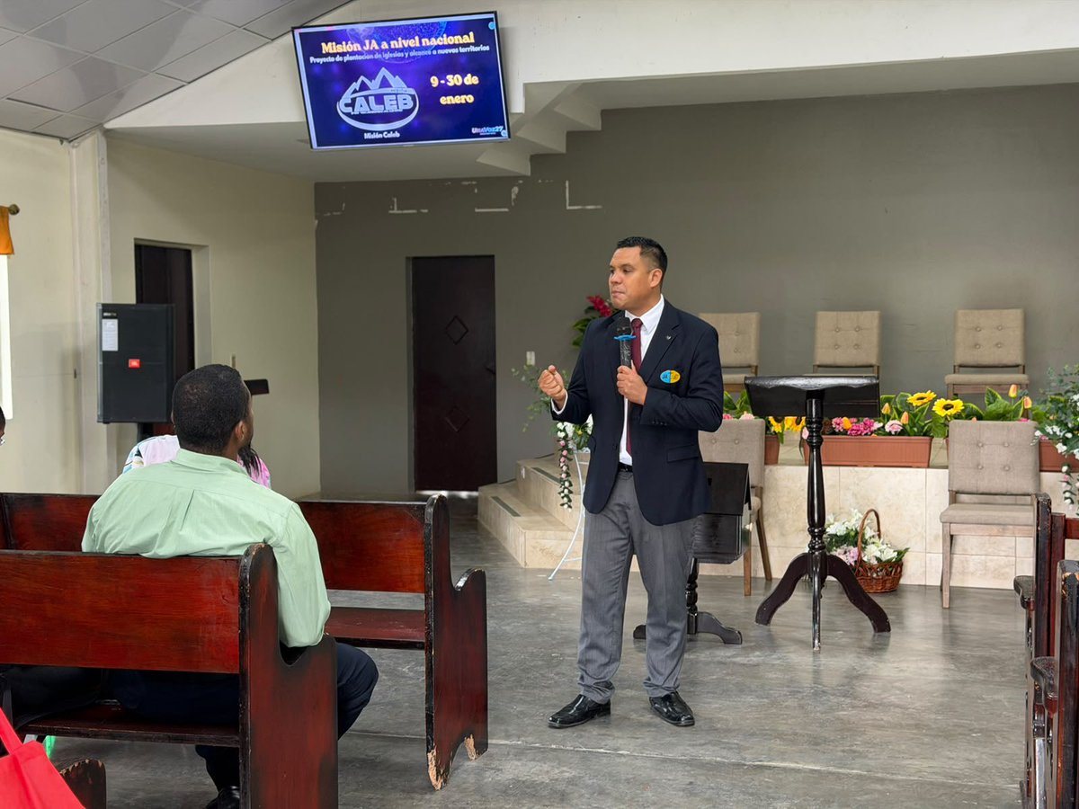 prmoigc's tweet photo. Hoy estuvimos en Colón💙💛, en la reunión de directores JA. Orando para que todos estemos RECONECTADOS, y preparando a las nuevas generaciones para la misión 🎉💪🙏🫶 #jovenes #misioncaleb #reconectados #helpinghands #conexionbiblica https://t.co/uApzh8qXSN