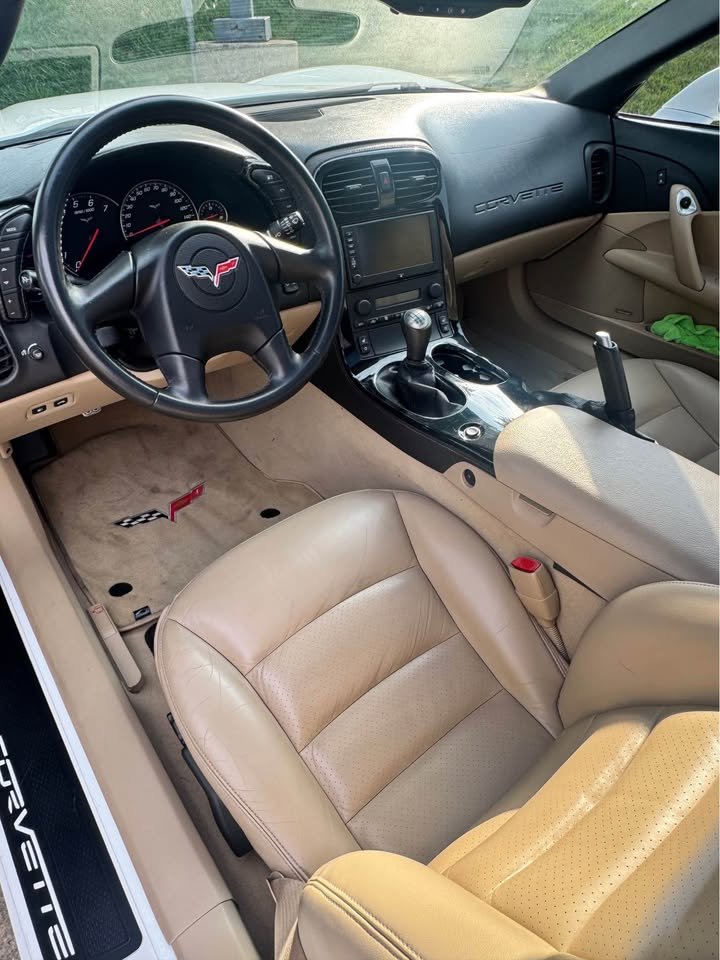 DennisBrooks44's tweet photo. 2005 Chevrolet corvette https://t.co/2dZUM7NFIs