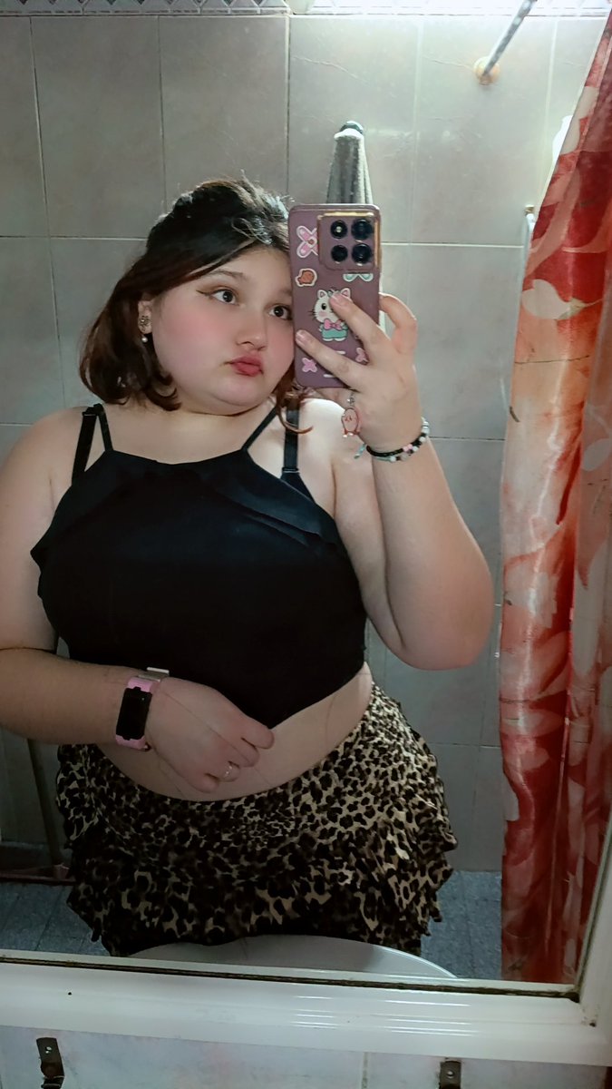 Draculona6u9's tweet photo. Para otras redes// para X 🤭 https://t.co/IZOi15DzCr