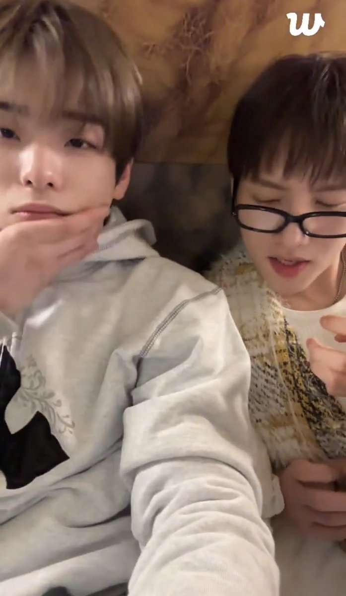 991qn's tweet photo. 시발24분째 https://t.co/TZwk21ayfP